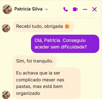 Conversa no Messenger com Patrícia Silva: Recebi tudo, obrigada. Pergunta: conseguiu aceder sem dificuldade? Patrícia: Sim, foi tranquilo. Eu achava que ia ser complicado mexer nas pastas, mas está bem organizado.